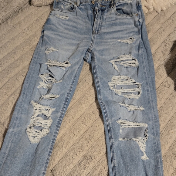 American Eagle Mom Jeans Distressed Sz 8 Long - Picture 4 of 14